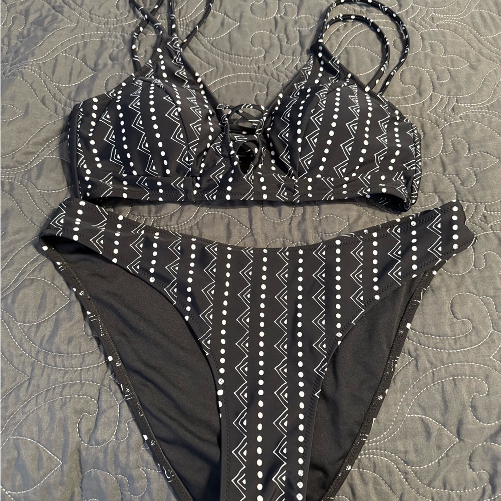Cupshe Black and White Patterned Bikini